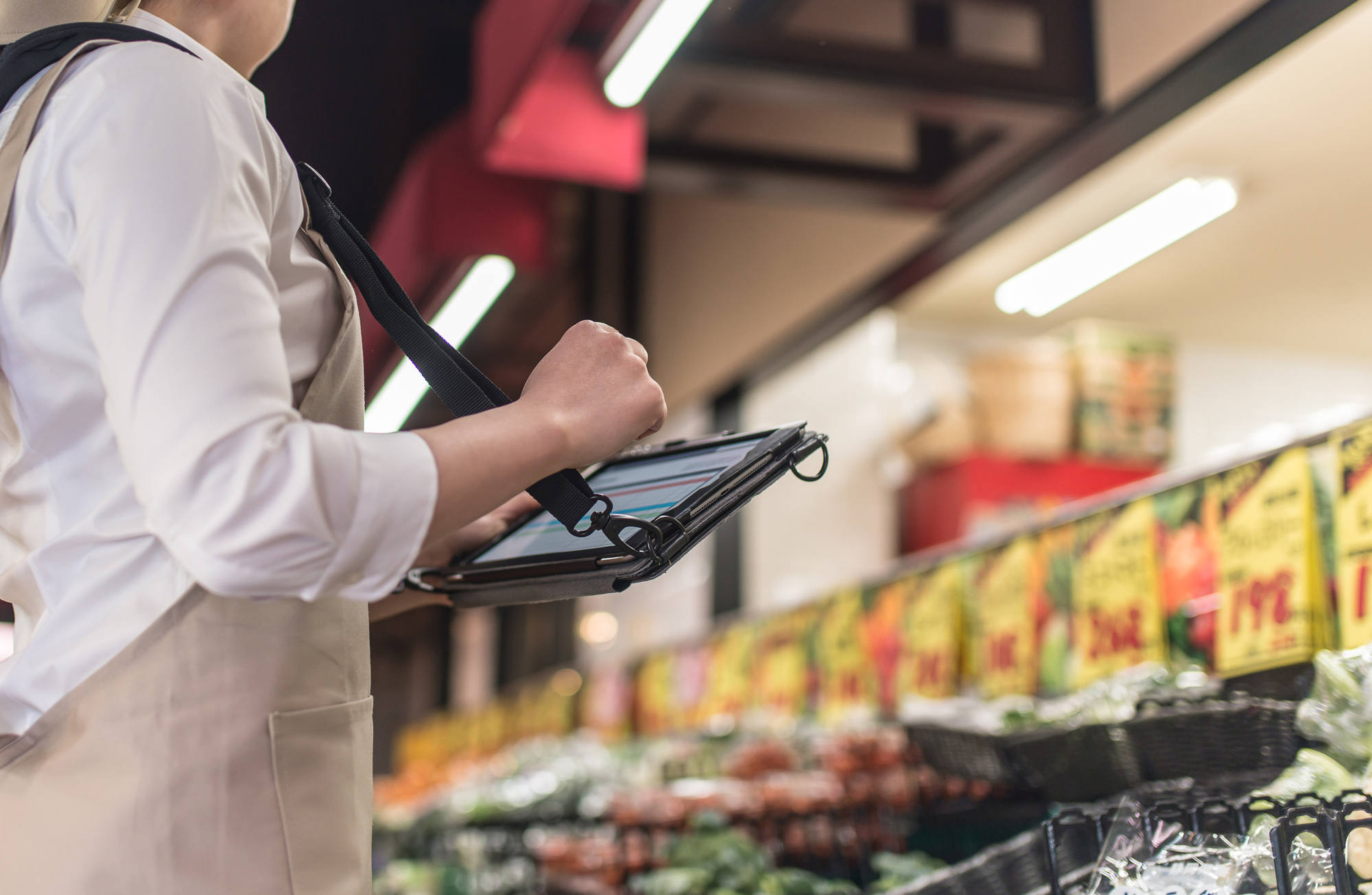 小売業向けIoTセンサーを活用の店舗運営支援システム導入開始